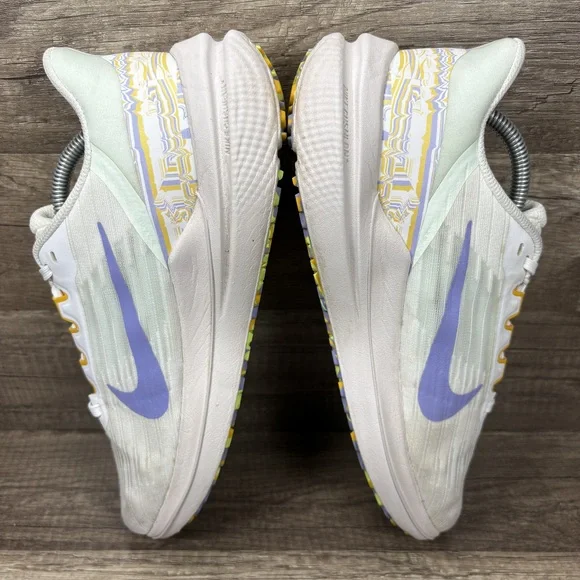 Nike Winflo 9 White Purple Green Womens US Size 8 DR8802-100 Running Shoes - Picture 5 of 9